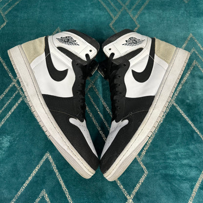 JORDAN 1 HIGH STAGE HAZE UK9.5 *PRE-LOVED*