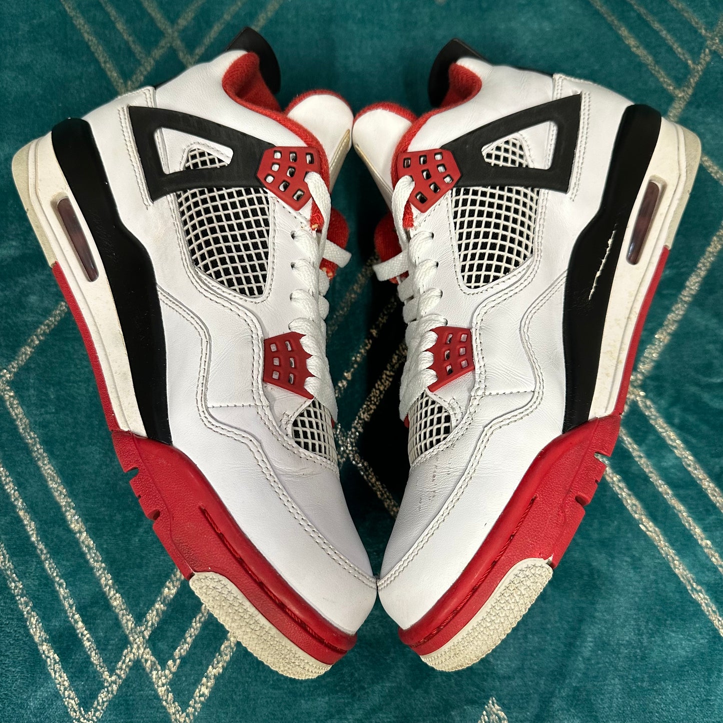 JORDAN 4 FIRE RED 2012 UK7 *PRE-LOVED*