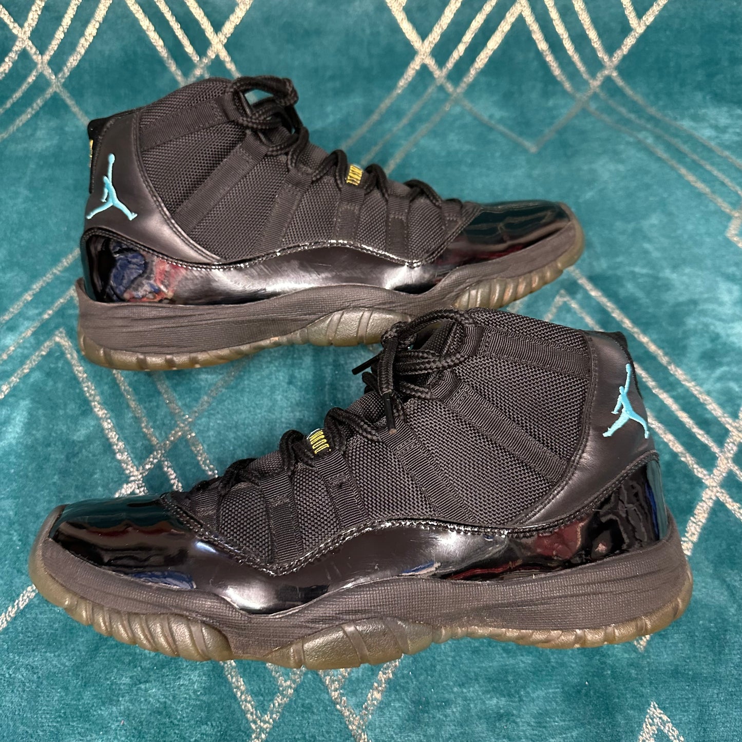 JORDAN 11 GAMMA UK8.5 *PRE-LOVED*