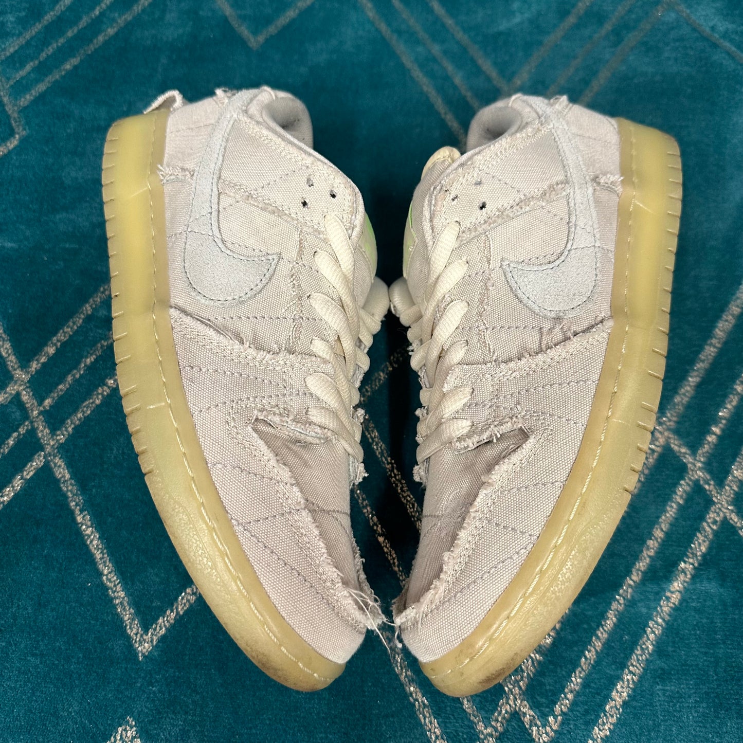 DUNK LOW SB MUMMY UK8 *PRE-LOVED*