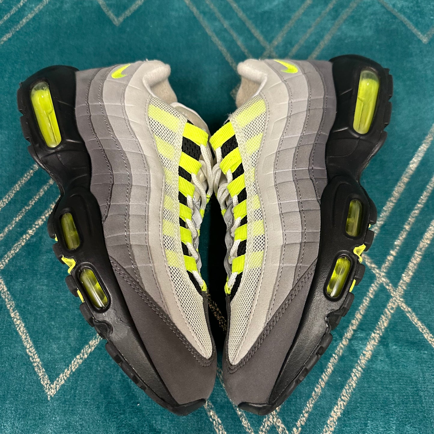 AIR MAX 95 OG NEON 2015 UK8 *PRE-LOVED*