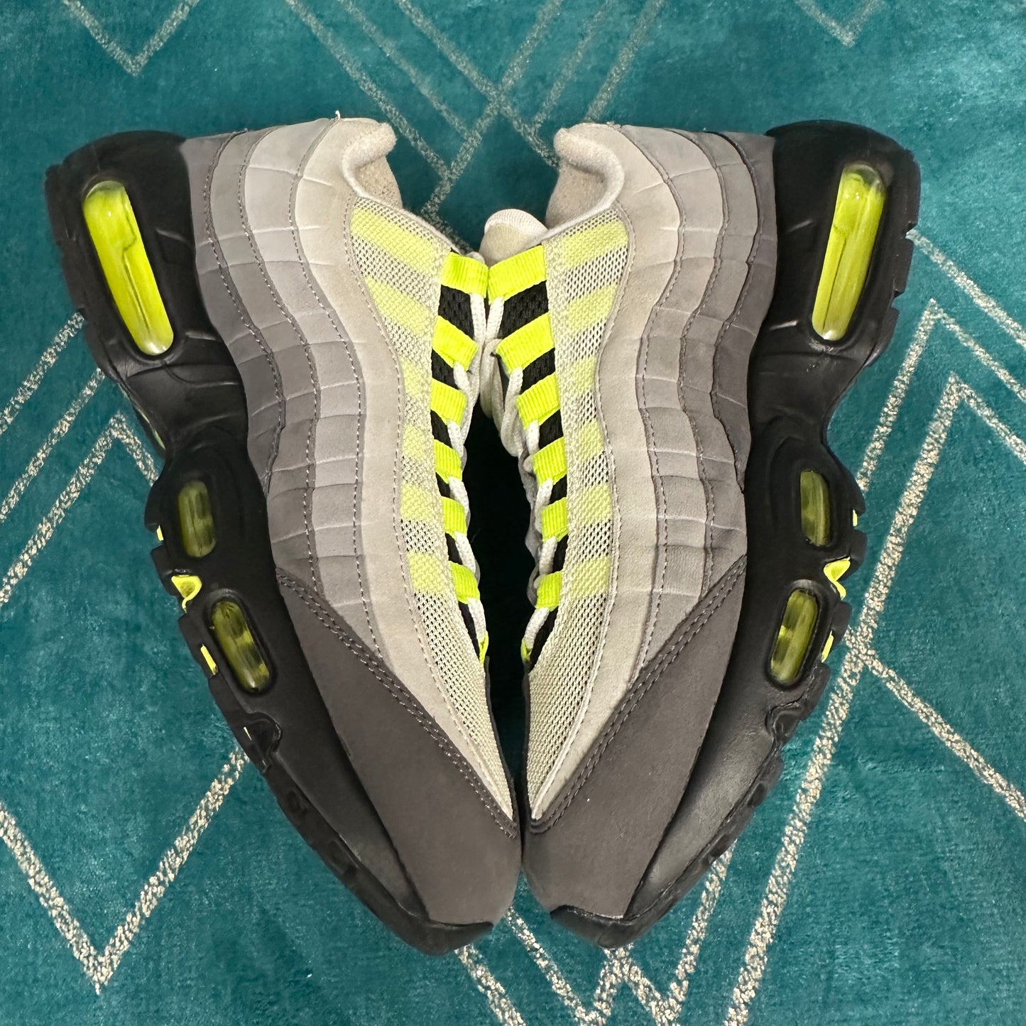 AIR MAX 95 OG NEON 2015 UK8 *PRE-LOVED*