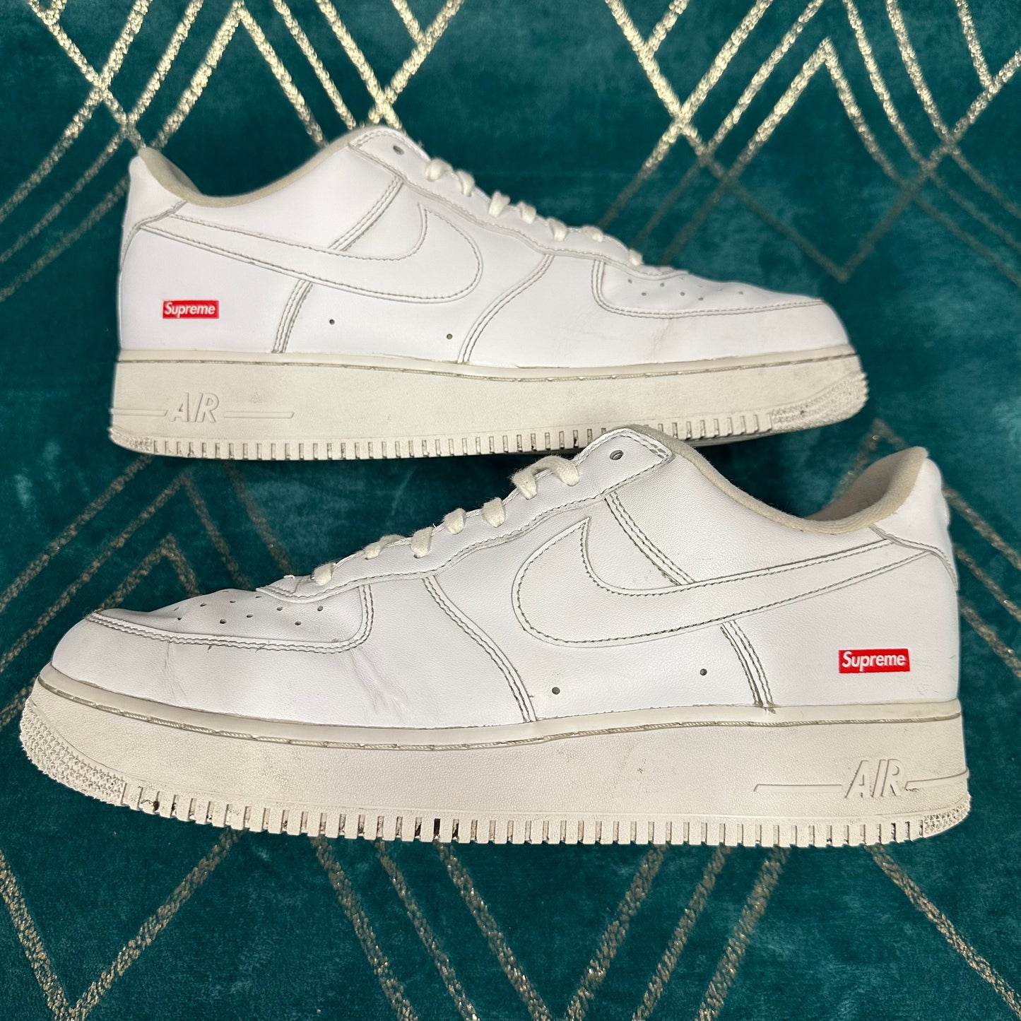 AIR FORCE 1 SUPREME WHITE UK11 *PRE-LOVED*