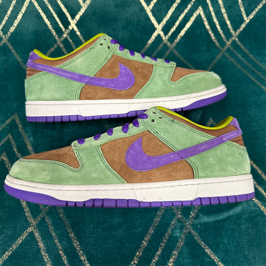 DUNK LOW VENEER UK9.5 *PRE-LOVED*