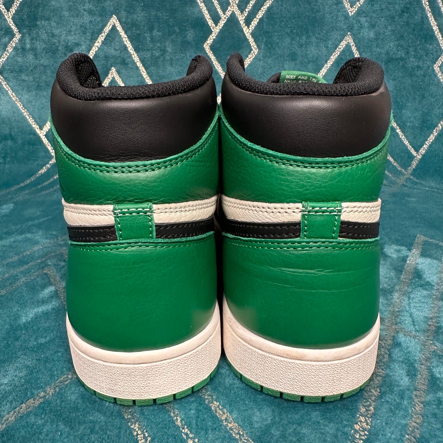 JORDAN 1 HIGH PINE GREEN 1.0 UK10.5 *PRE-LOVED*