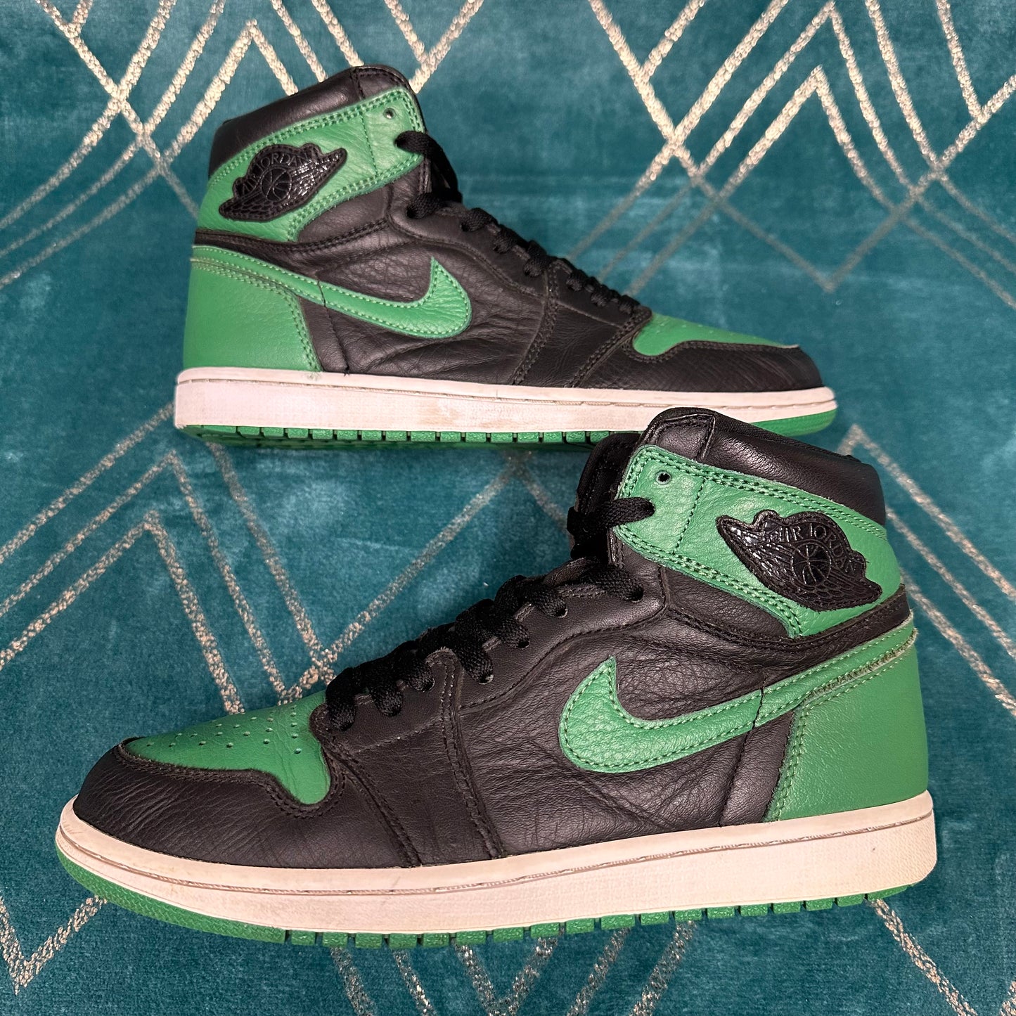 JORDAN 1 HIGH PINE GREEN 2.0 UK7.5 *PRE-LOVED*