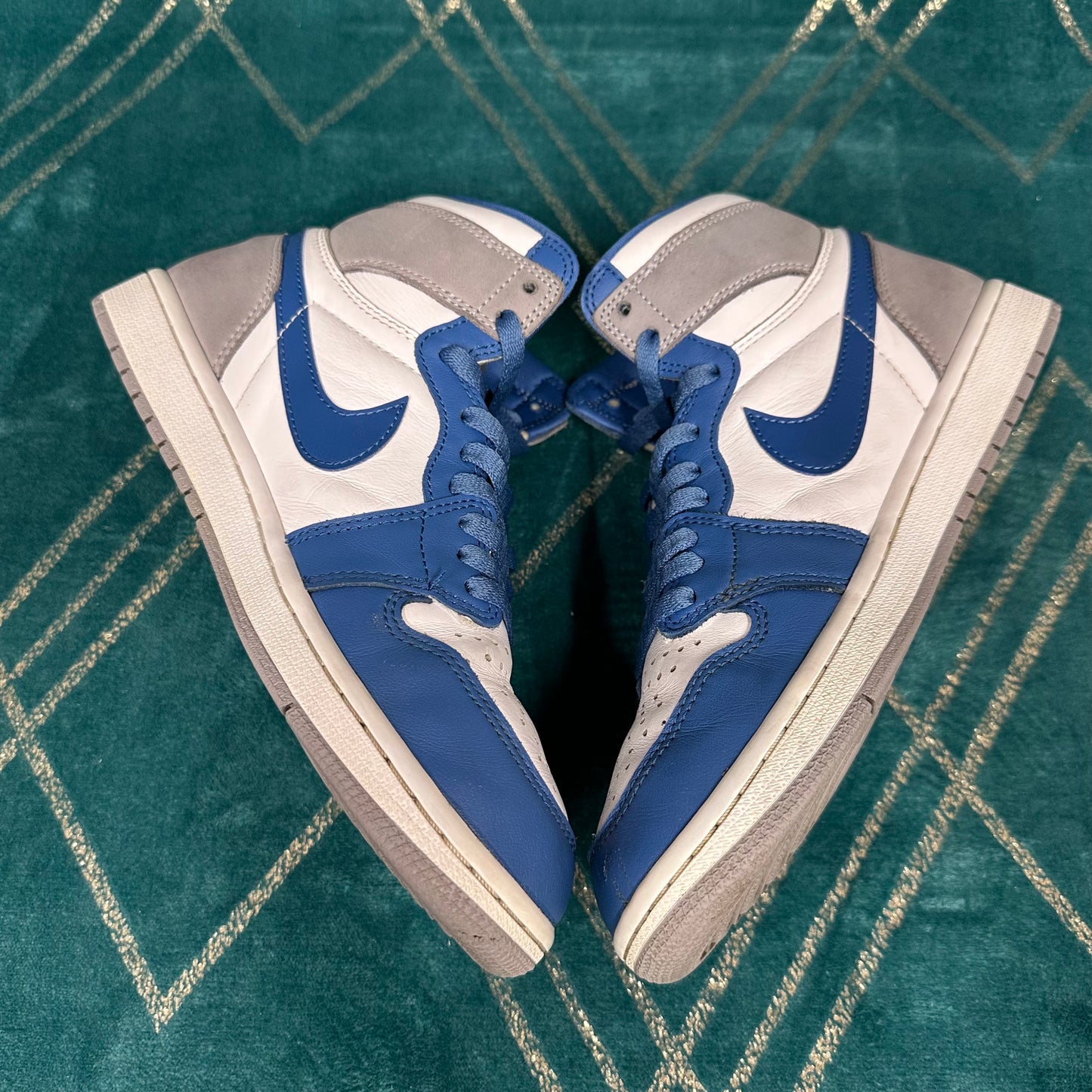 JORDAN 1 HIGH TRUE BLUE UK7 *PRE-LOVED*