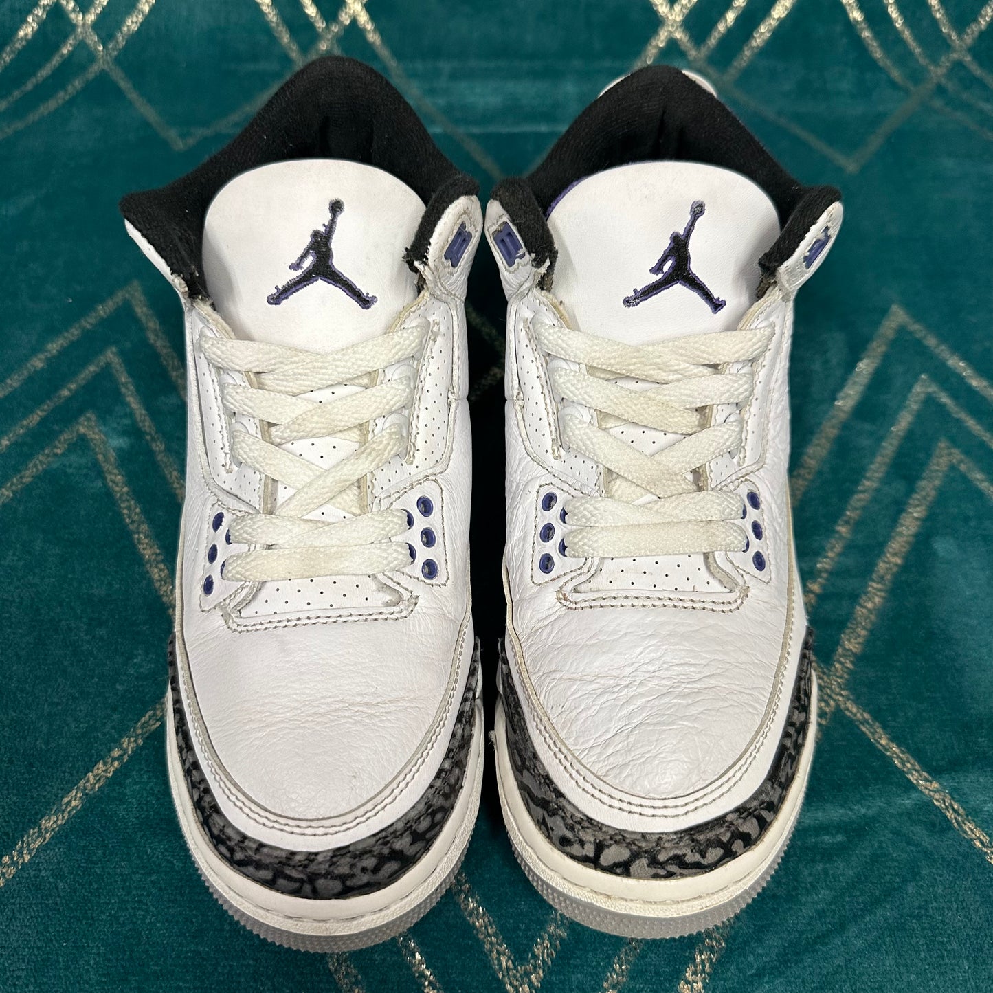 JORDAN 3 DARK IRIS (GS) UK5.5 *PRE-LOVED*