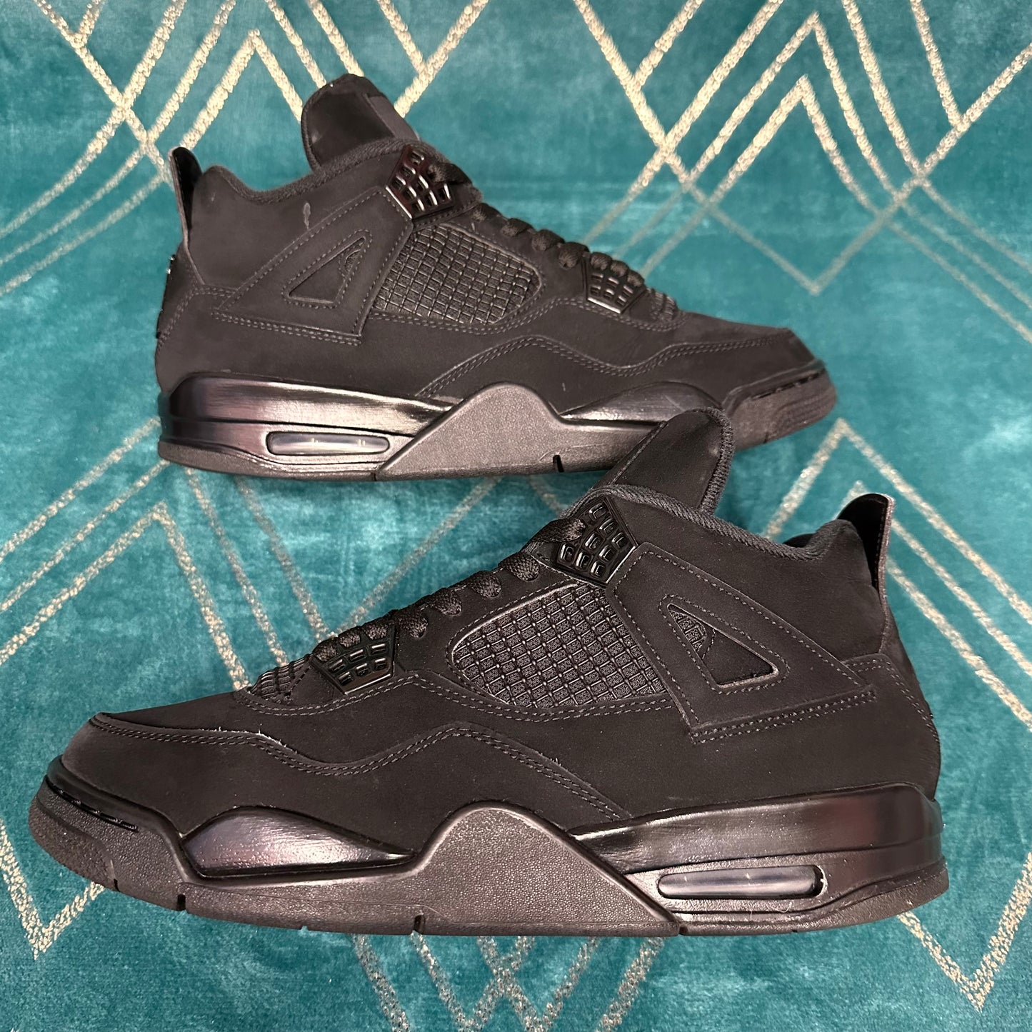 JORDAN 4 BLACK CAT UK9 *PRE-LOVED*