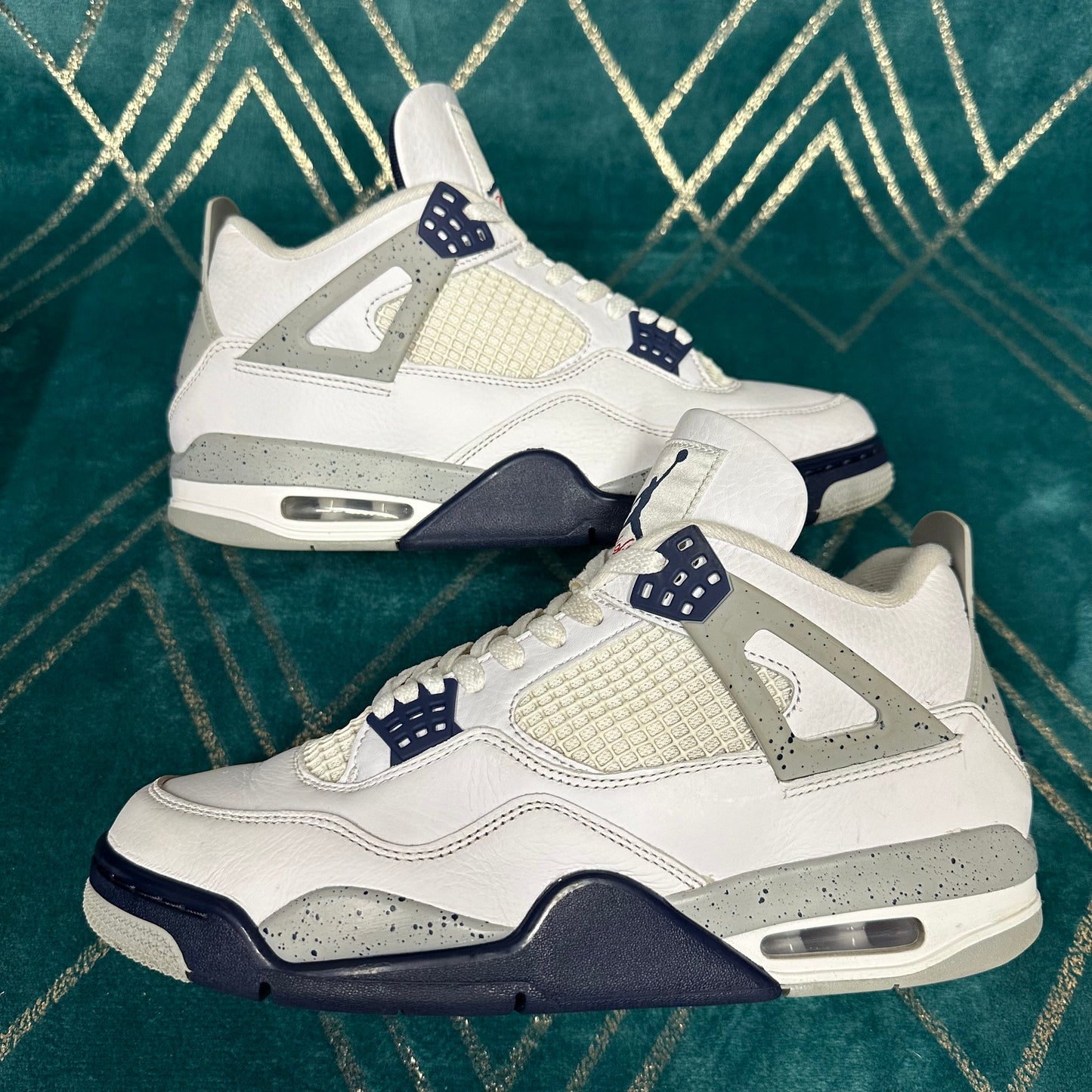 JORDAN 4 MIDNIGHT NAVY UK9 *PRE-LOVED*