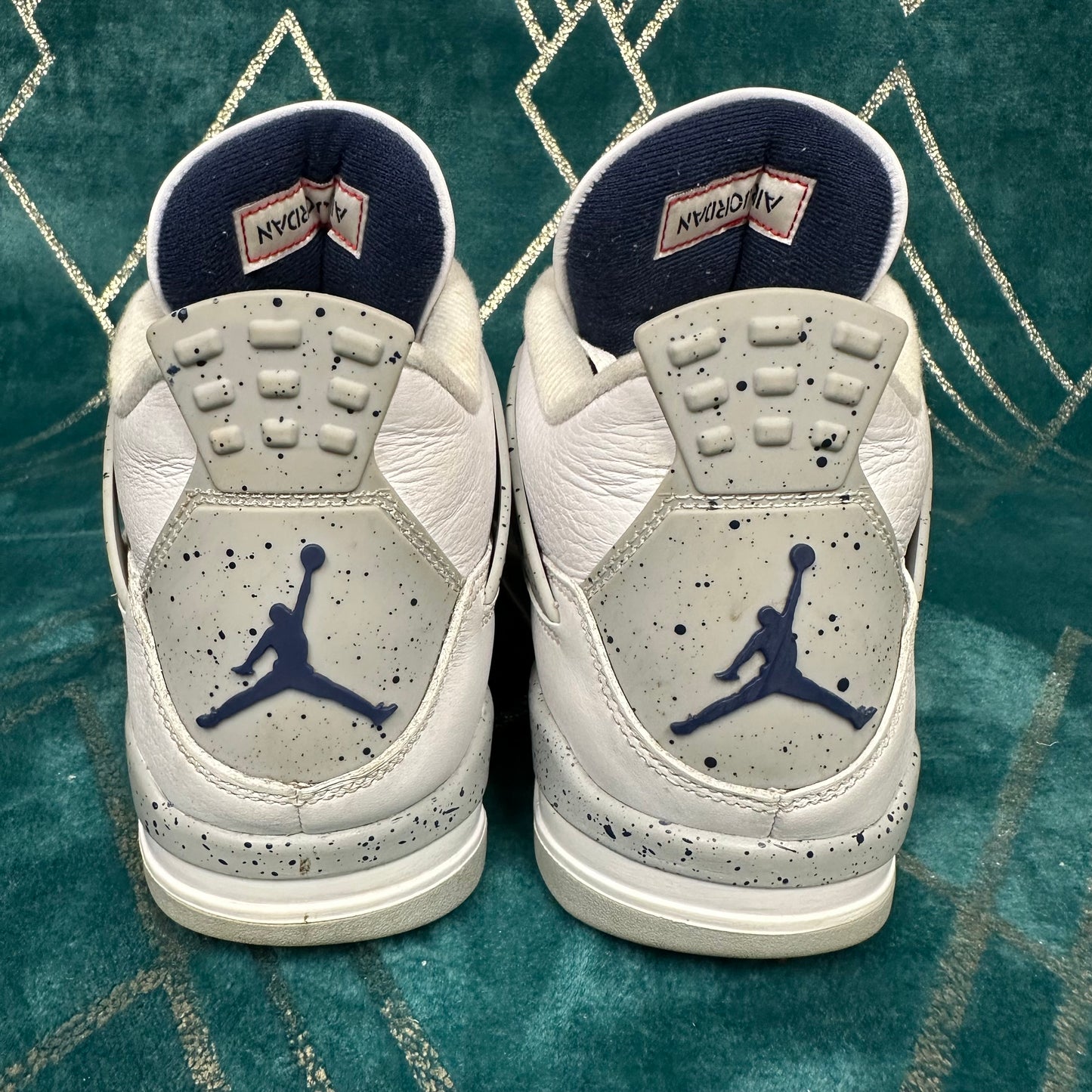 JORDAN 4 MIDNIGHT NAVY UK8.5 *PRE-LOVED*