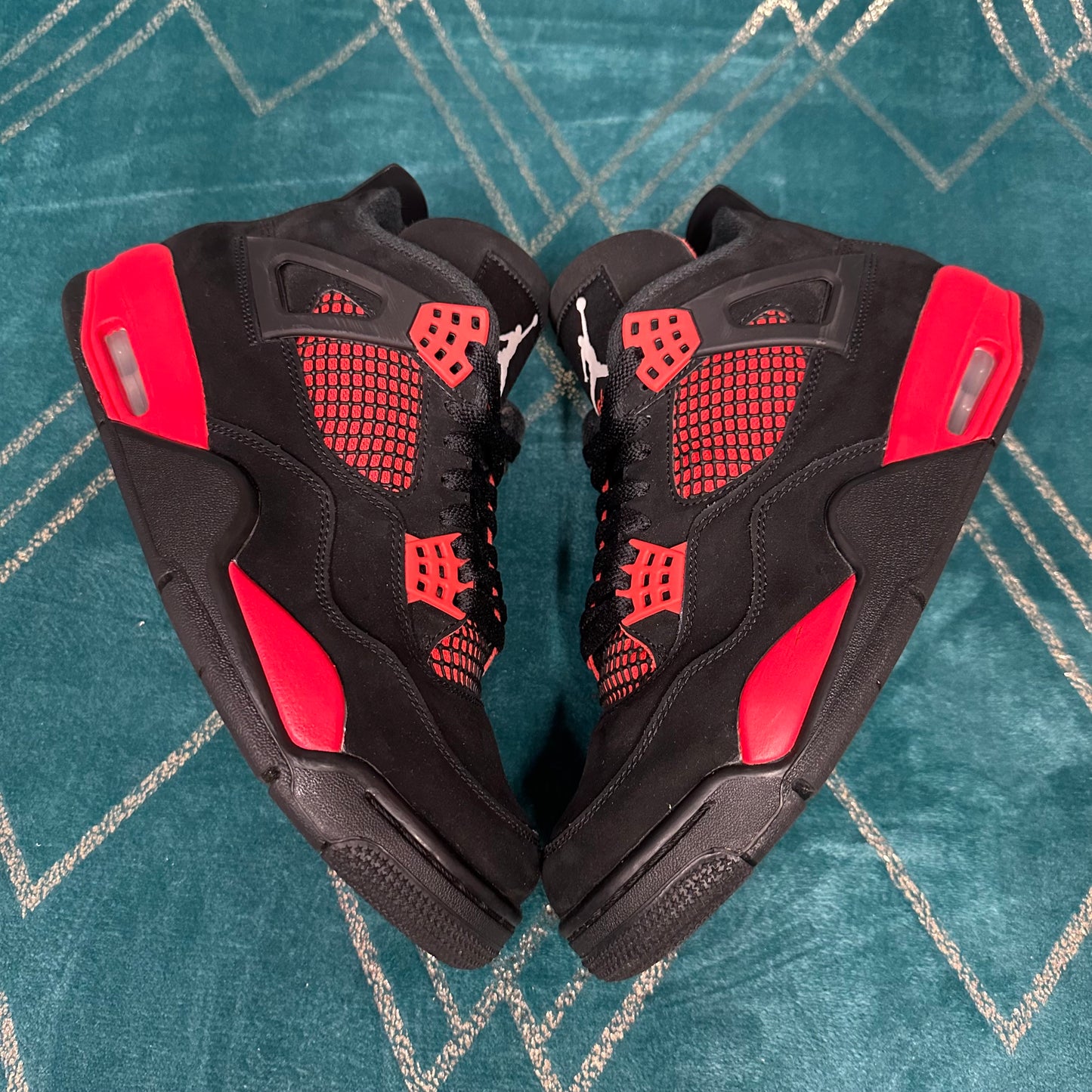 JORDAN 4 RED THUNDER UK8 *PRE-LOVED*