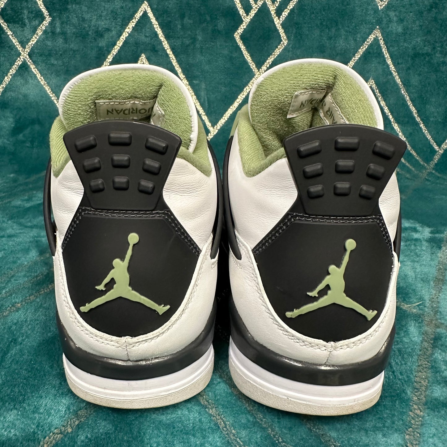 JORDAN 4 SEAFOAM (W) UK8.5 *PRE-LOVED*