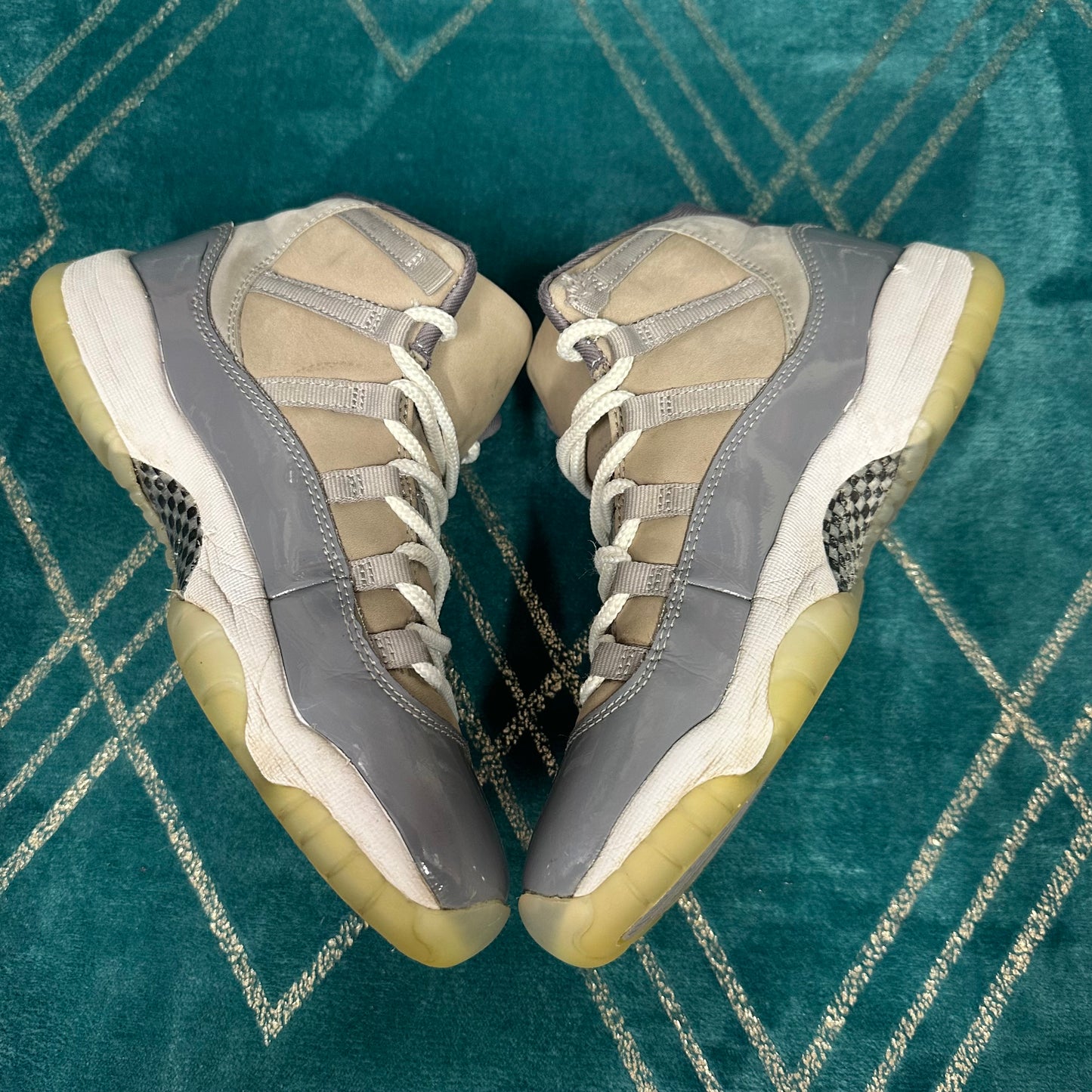 JORDAN 11 COOL GREY 2019 (GS) UK5 *PRE-LOVED*