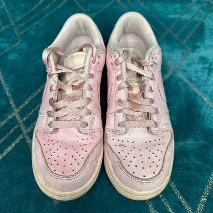 DUNK LOW PINK PRISM (GS) UK4.5 *PRE-LOVED*