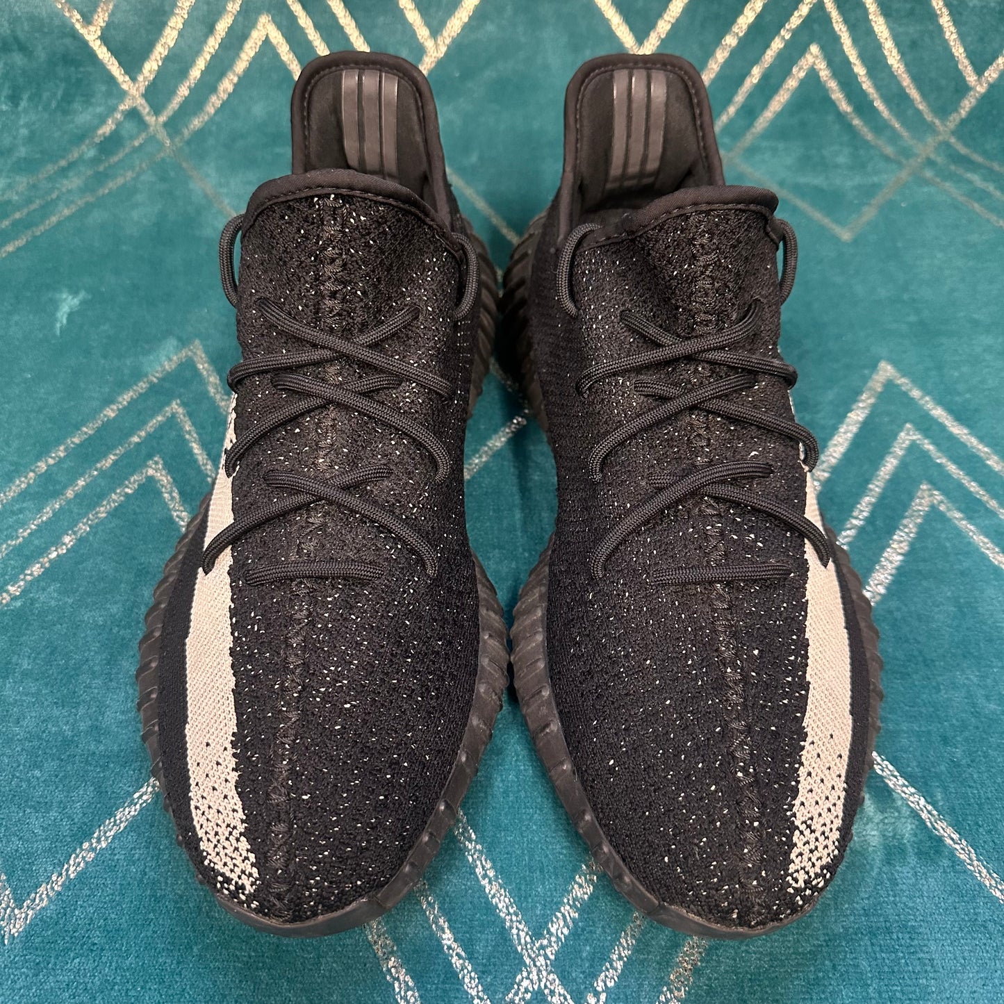 YEEZY BOOST 350 OREO UK12.5 *PRE-LOVED*