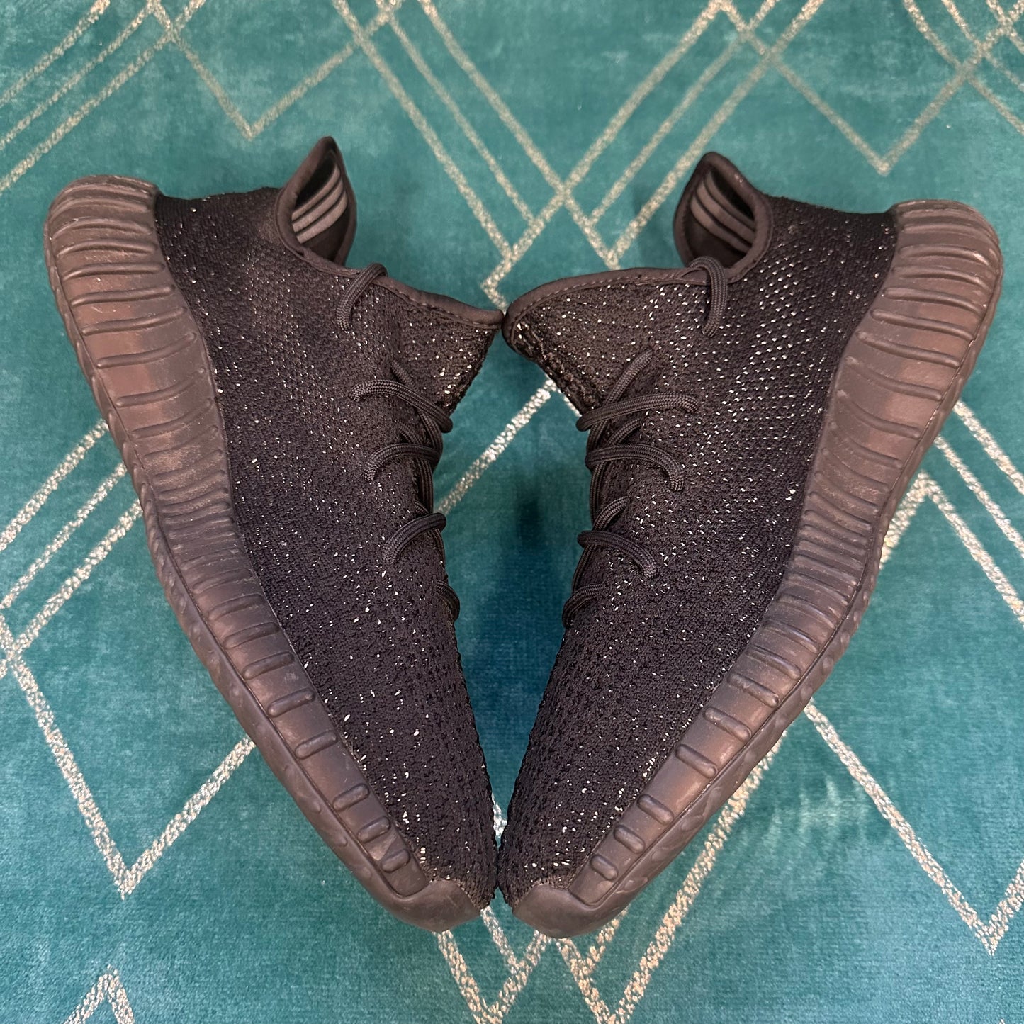 YEEZY BOOST 350 OREO UK12.5 *PRE-LOVED*