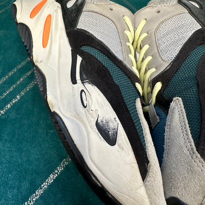 YEEZY BOOST 700 WAVERUNNER UK8 *PRE-LOVED*