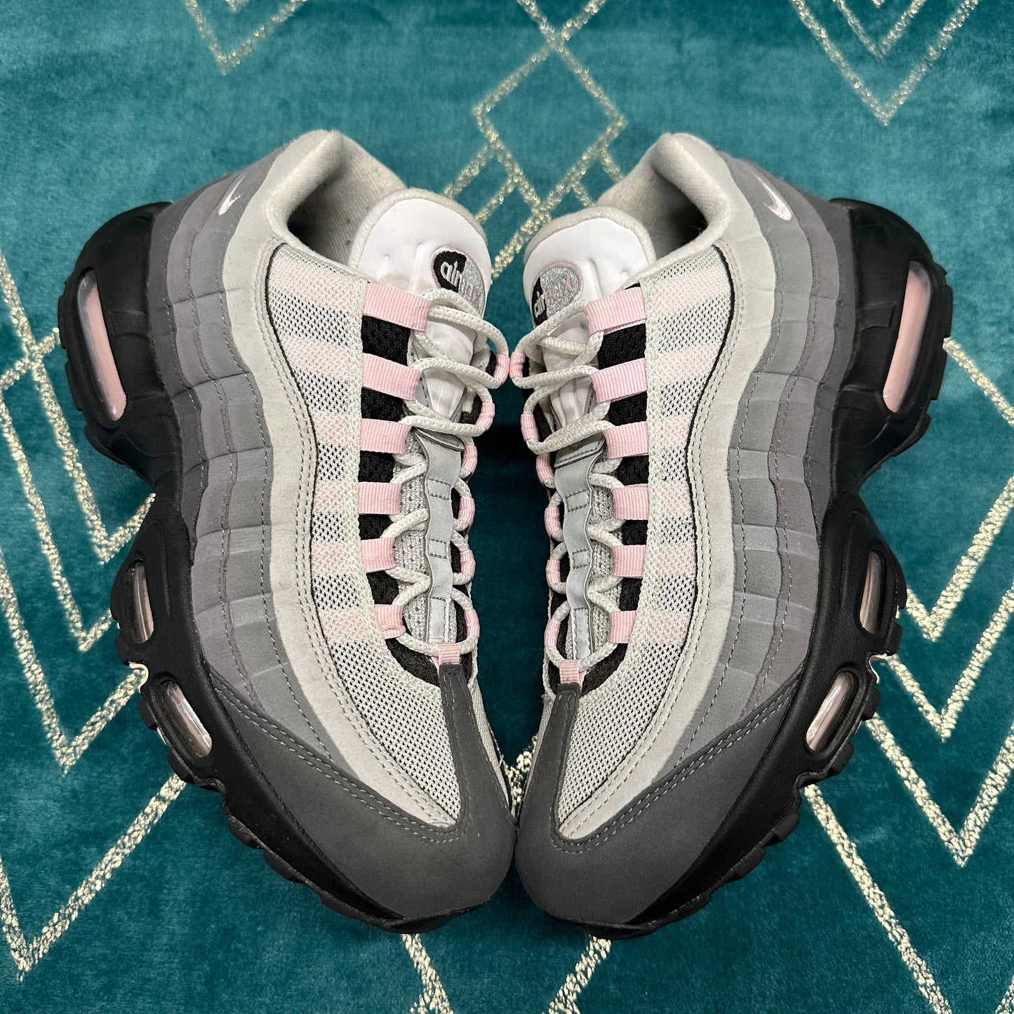 AIR MAX 95 OG PINK FOAM UK7.5 *PRE-LOVED*