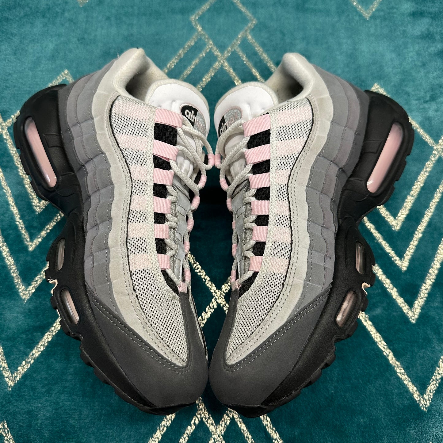 AIR MAX 95 OG PINK FOAM UK7.5 *PRE-LOVED*