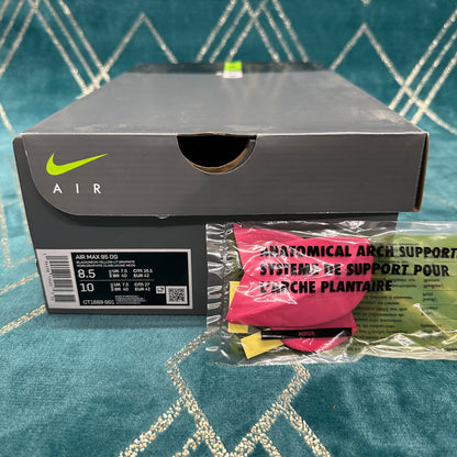 AIR MAX 95 OG NEON 2020 UK7.5 *PRE-LOVED*