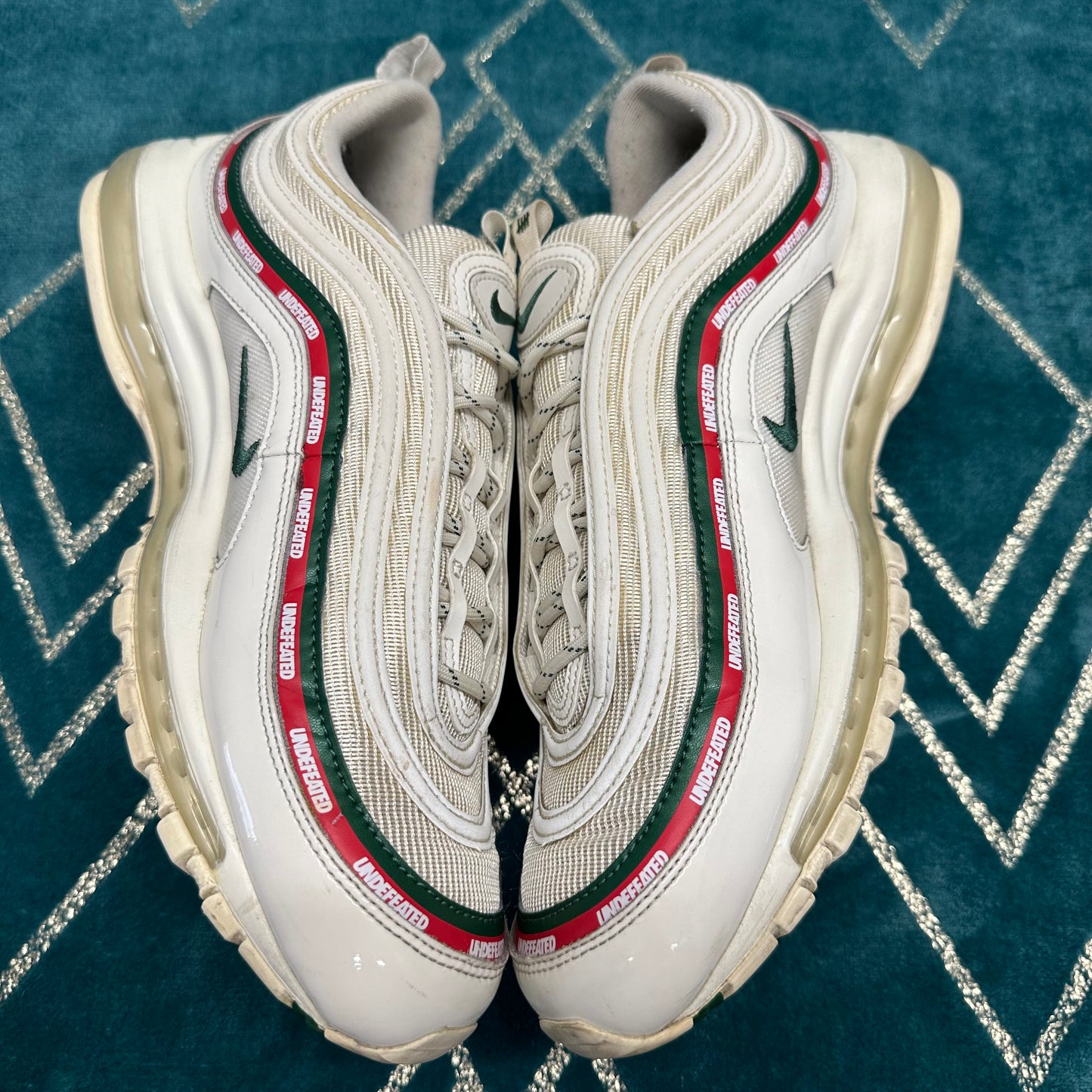 AIR MAX 97 UNDEFEATED WHITE UK11 *PRE-LOVED*