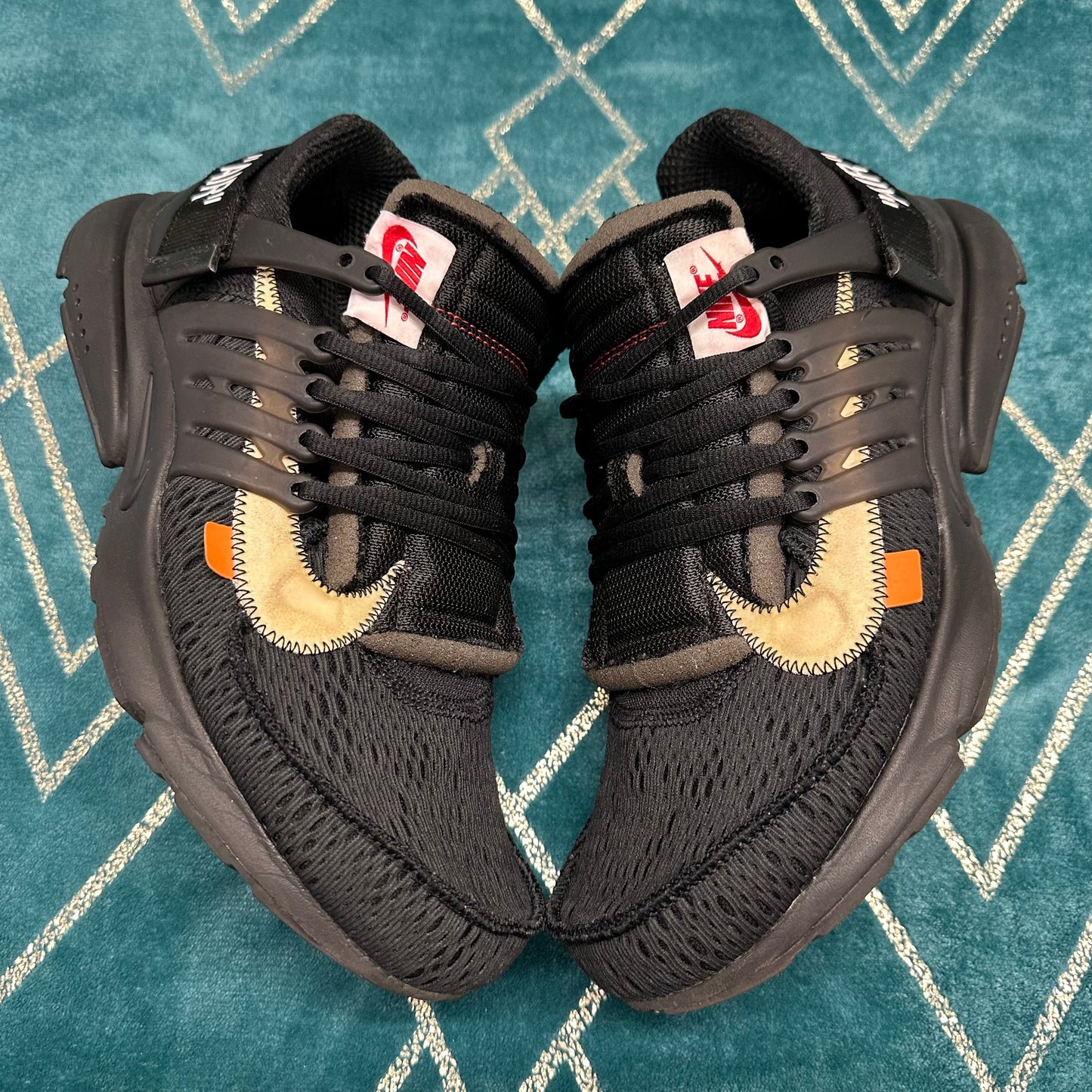 AIR PRESTO OFF-WHITE BLACK UK11 *PRE-LOVED*