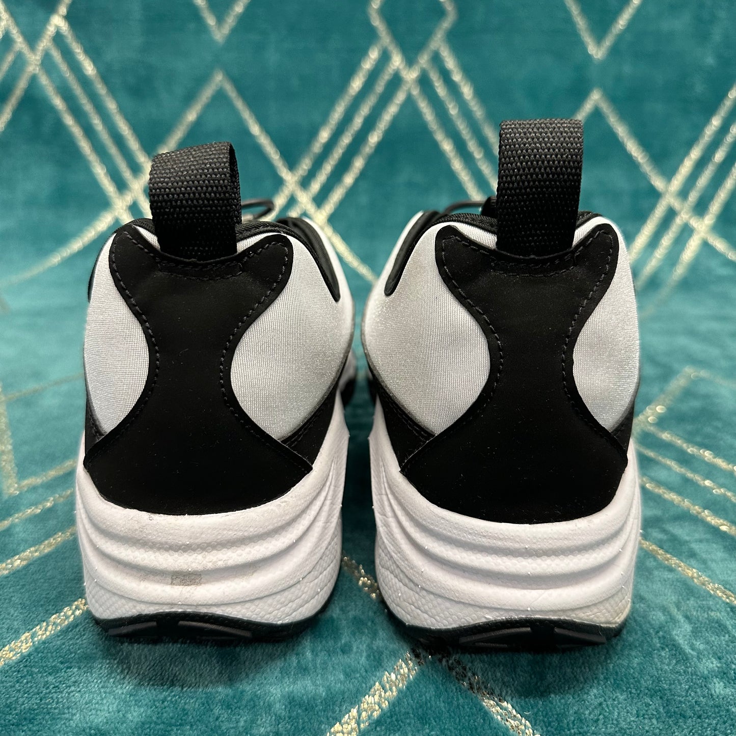 AIR MAX SUNDER CDG BLACK & WHITE UK8 *PRE-LOVED*