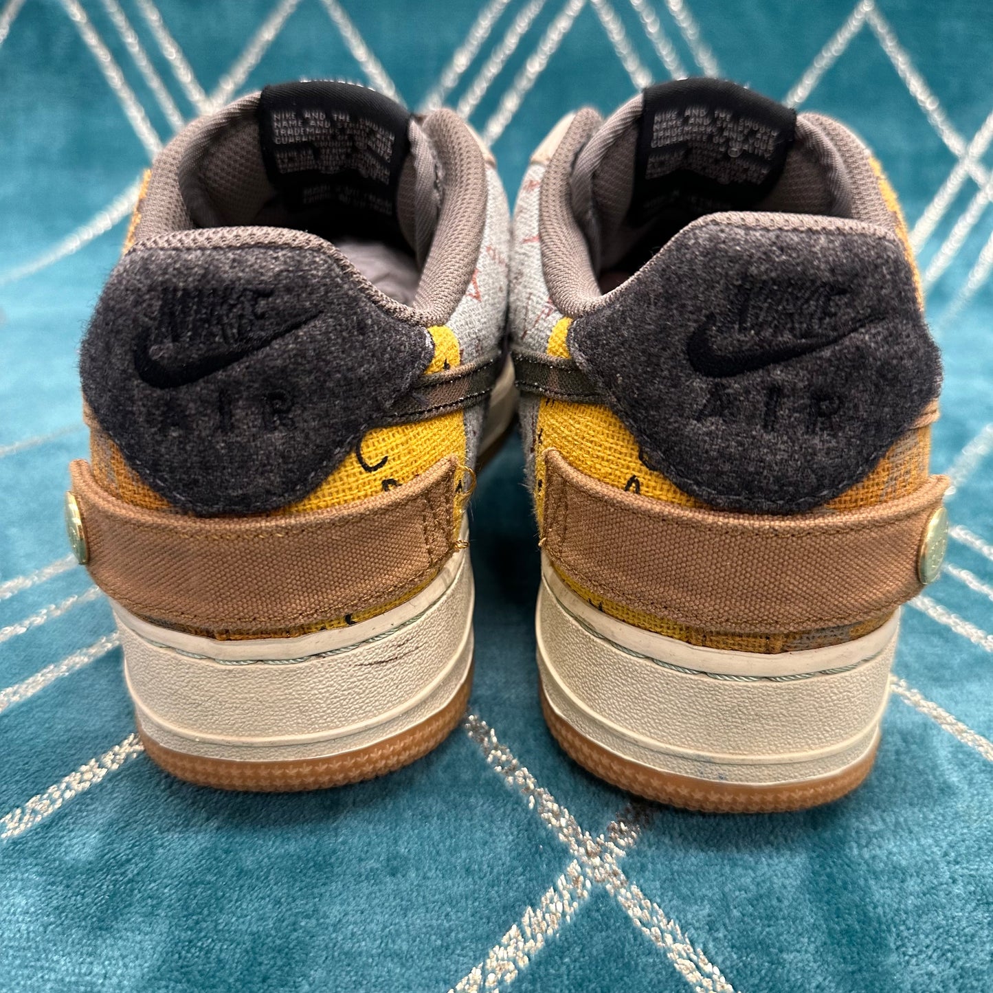 AIR FORCE 1 TRAVIS SCOTT FOSSIL UK9.5 *PRE-LOVED*