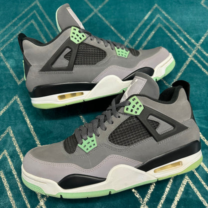 AIR JORDAN 4 GREEN GLOW UK8 *PRE-LOVED*