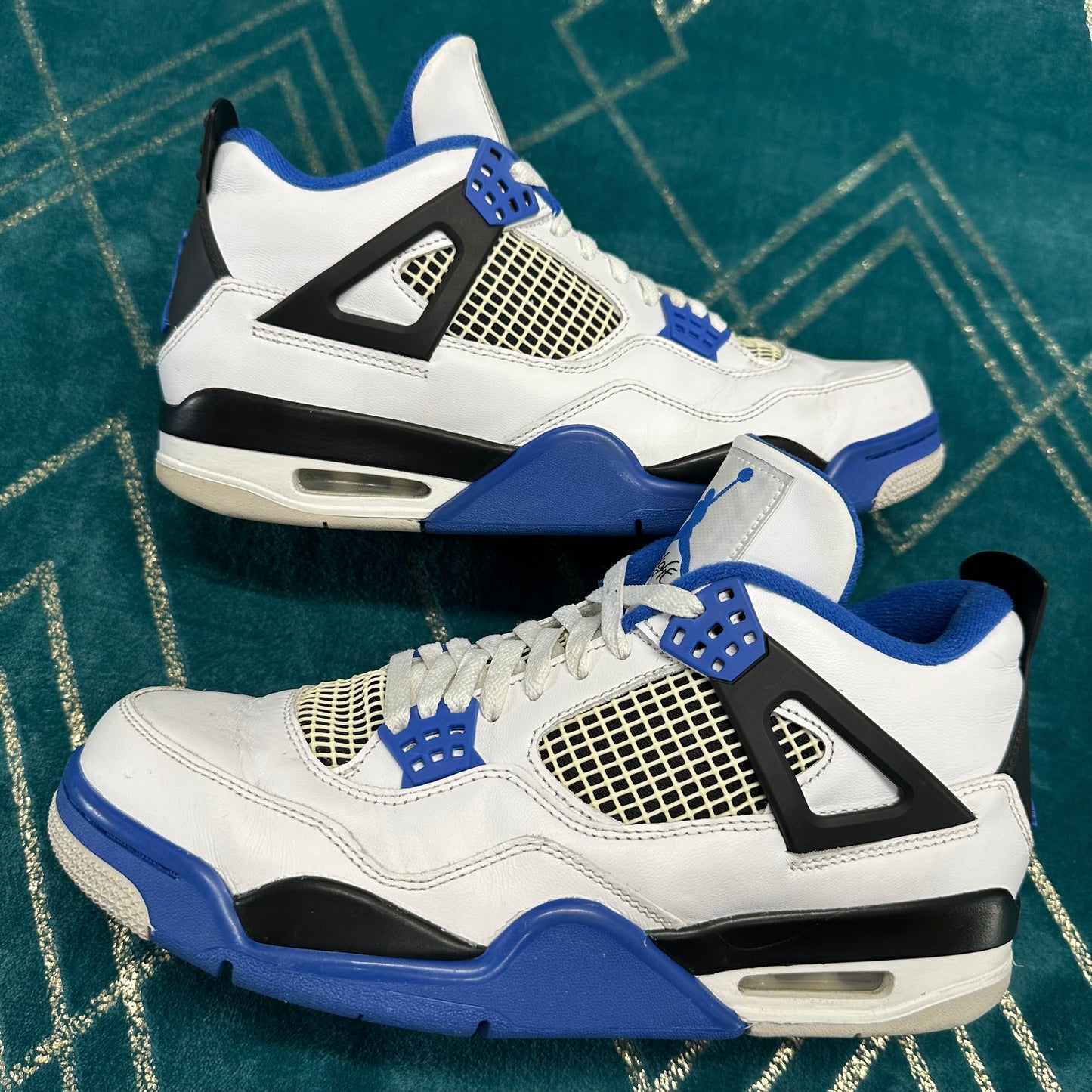 AIR JORDAN 4 MOTOSPORT UK8.5 *PRE-LOVED*