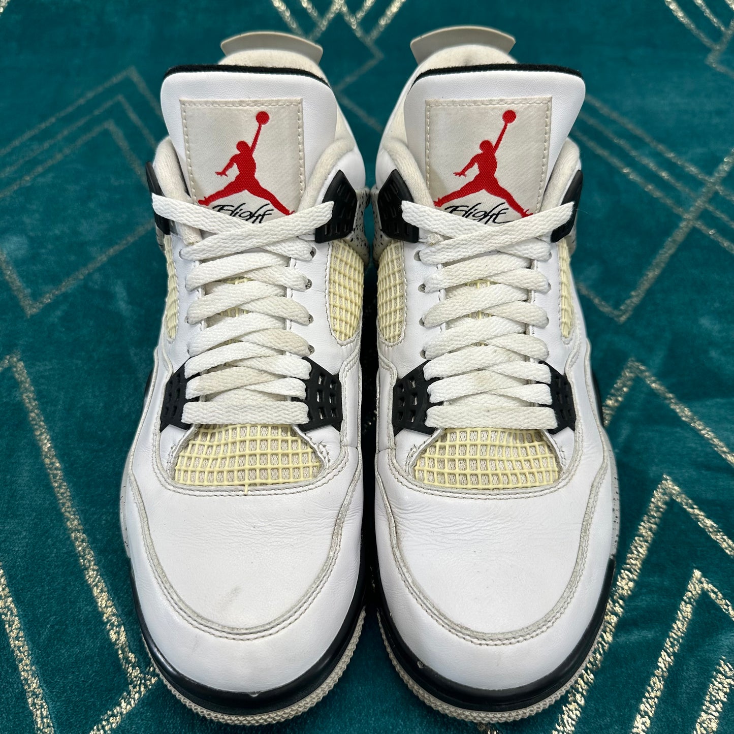 AIR JORDAN 4 WHITE CEMENT 2016 UK7.5 *PRE-LOVED*