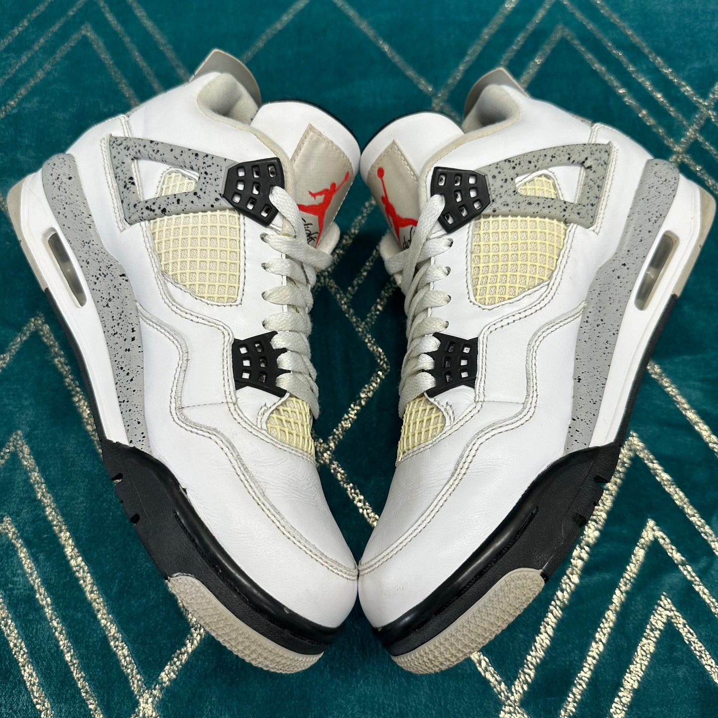 AIR JORDAN 4 WHITE CEMENT 2016 UK7.5 *PRE-LOVED*