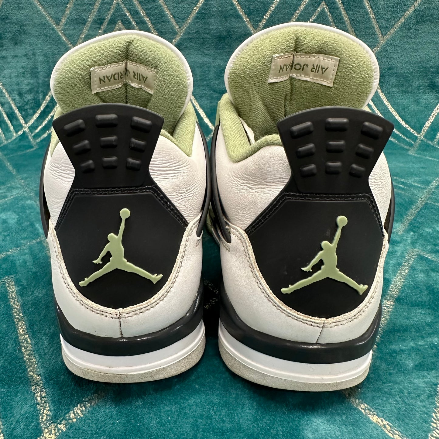 AIR JORDAN 4 SEAFOAM (W) UK9.5 *PRE-LOVED*