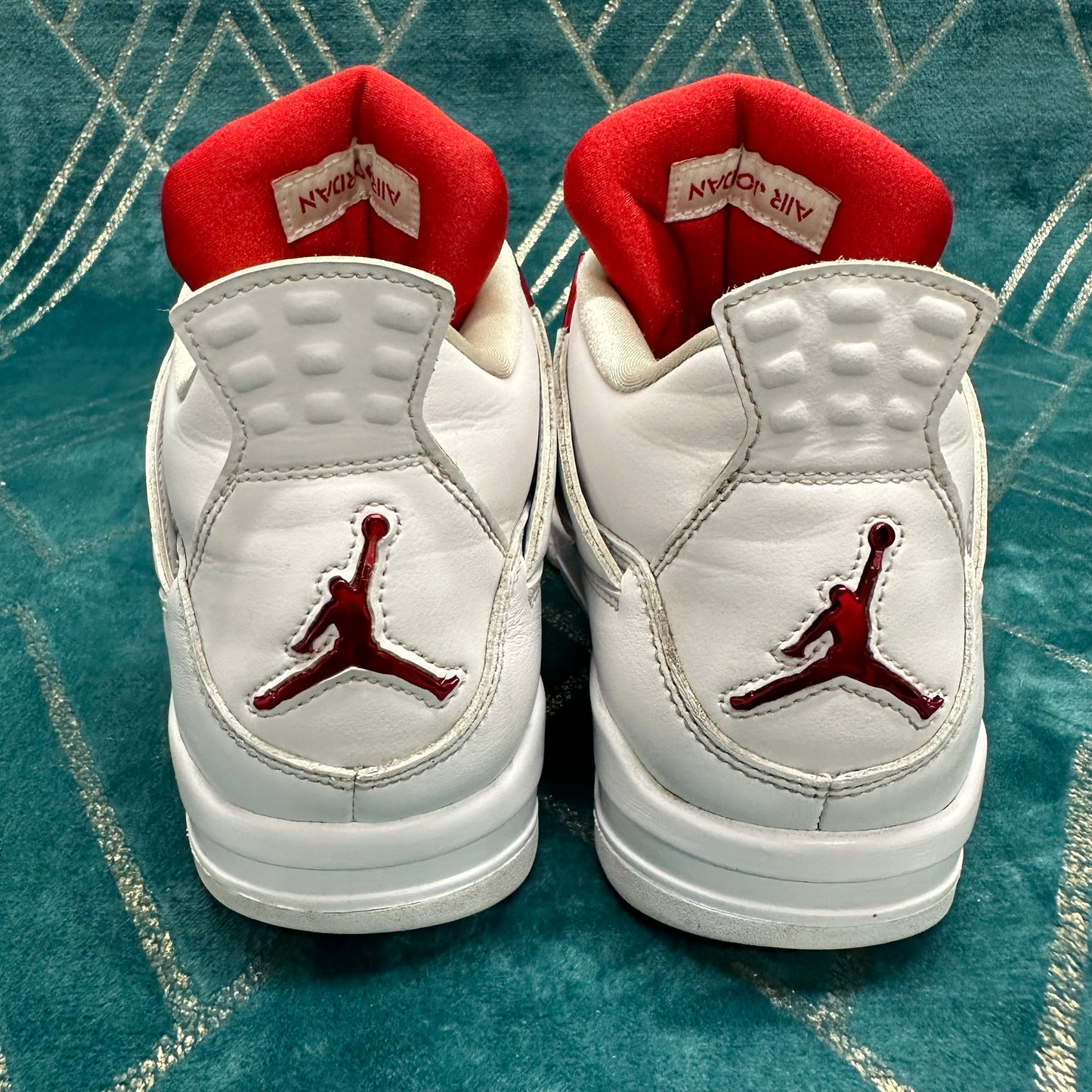 AIR JORDAN 4 METALLIC RED UK8.5 *PRE-LOVED*