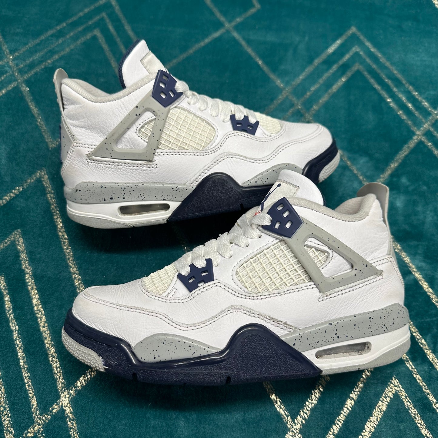 AIR JORDAN 4 MIDNIGHT NAVY (GS) UK3.5 *PRE-LOVED*