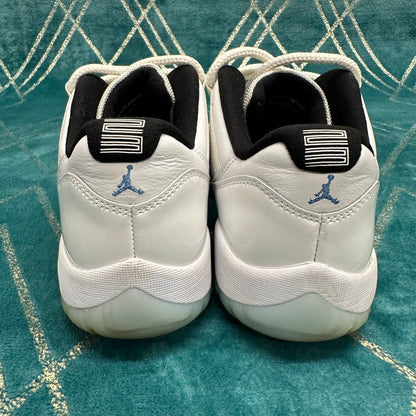 AIR JORDAN 11 LOW LEGEND BLUE UK7.5 *PRE-LOVED*